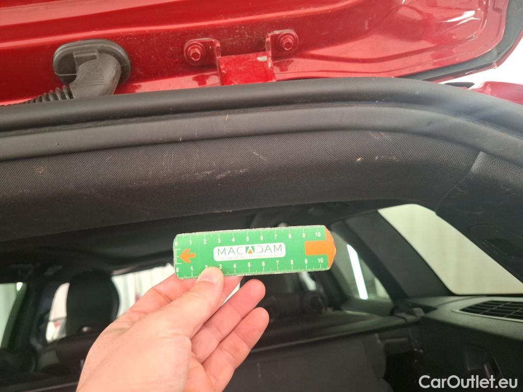  Volvo  V60 VOLVO  / 2018 / 5P / Break Recharge T6 340 Geartronic 8 R-Design #70