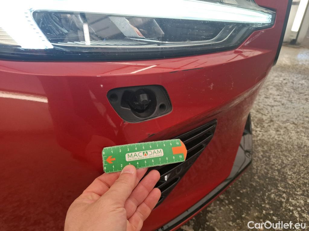  Volvo  V60 VOLVO  / 2018 / 5P / Break Recharge T6 340 Geartronic 8 R-Design #68