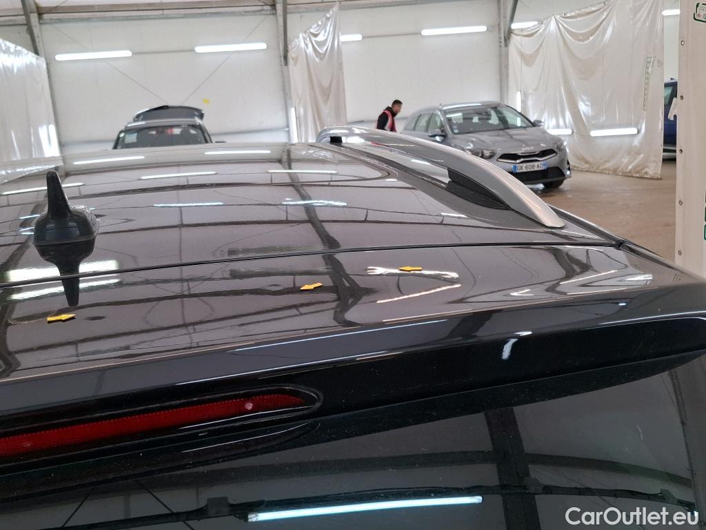  Volkswagen  Tiguan VOLKSWAGEN  / 2016 / 5P / SUV 1.5 TSI 150 EVO DSG7 Carat #18