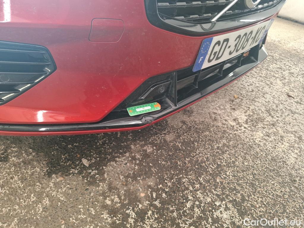  Volvo  V60 VOLVO  / 2018 / 5P / Break Recharge T6 340 Geartronic 8 R-Design #29