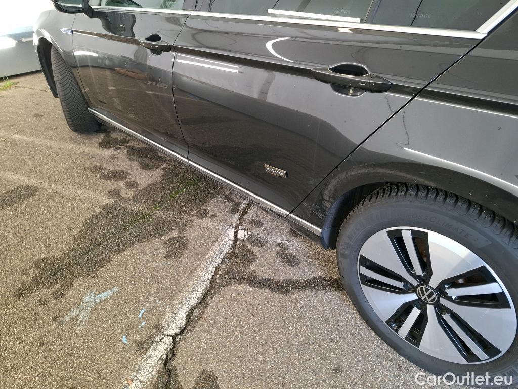  Volkswagen  Passat VOLKSWAGEN  / 2019 / 4P / Berline 1.4 TSI DSG HYBRIDE RECHARGEABLE GTE #26