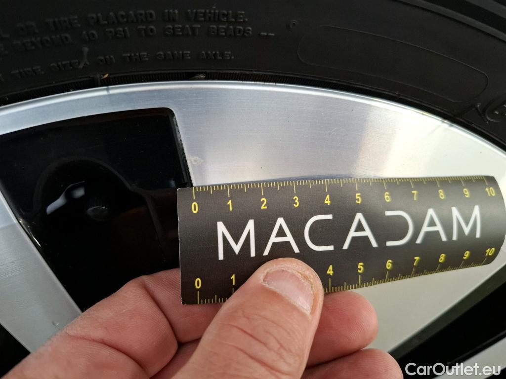  Volkswagen  Passat VOLKSWAGEN  / 2019 / 4P / Berline 1.4 TSI DSG HYBRIDE RECHARGEABLE GTE #19