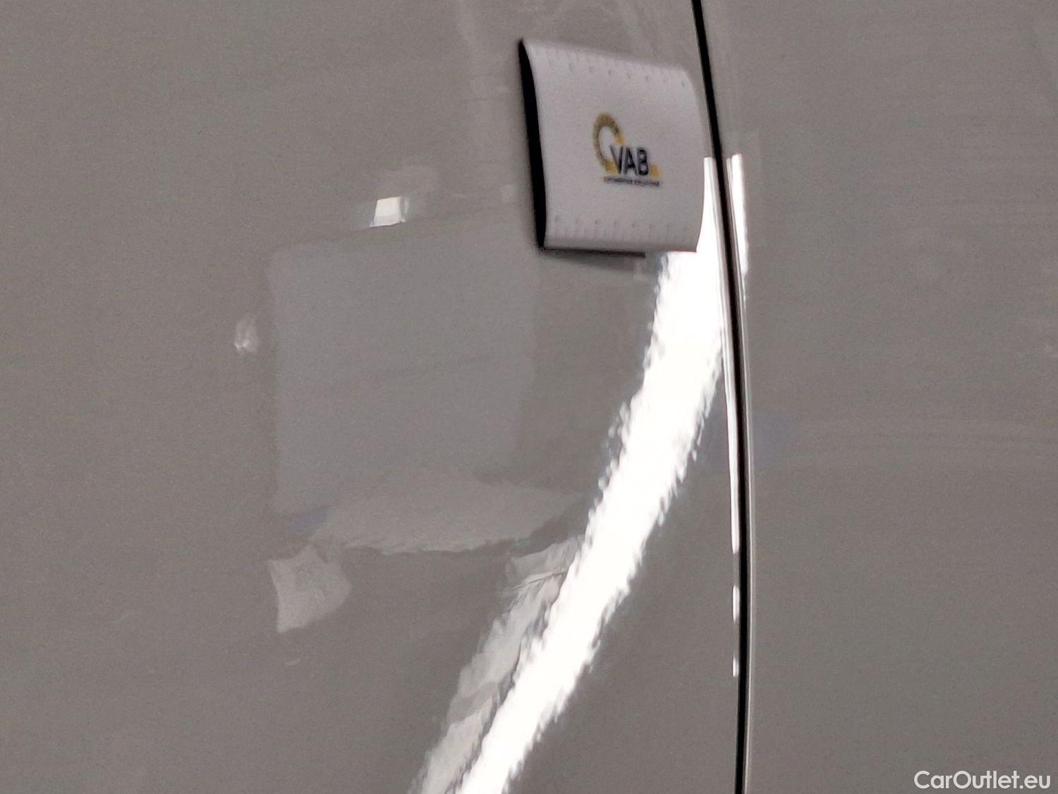  Peugeot  208 Peugeot,  '19, Peugeot  1.5 BlueHDi 100 MAN6 S&S ?6.2 Active 5 #18