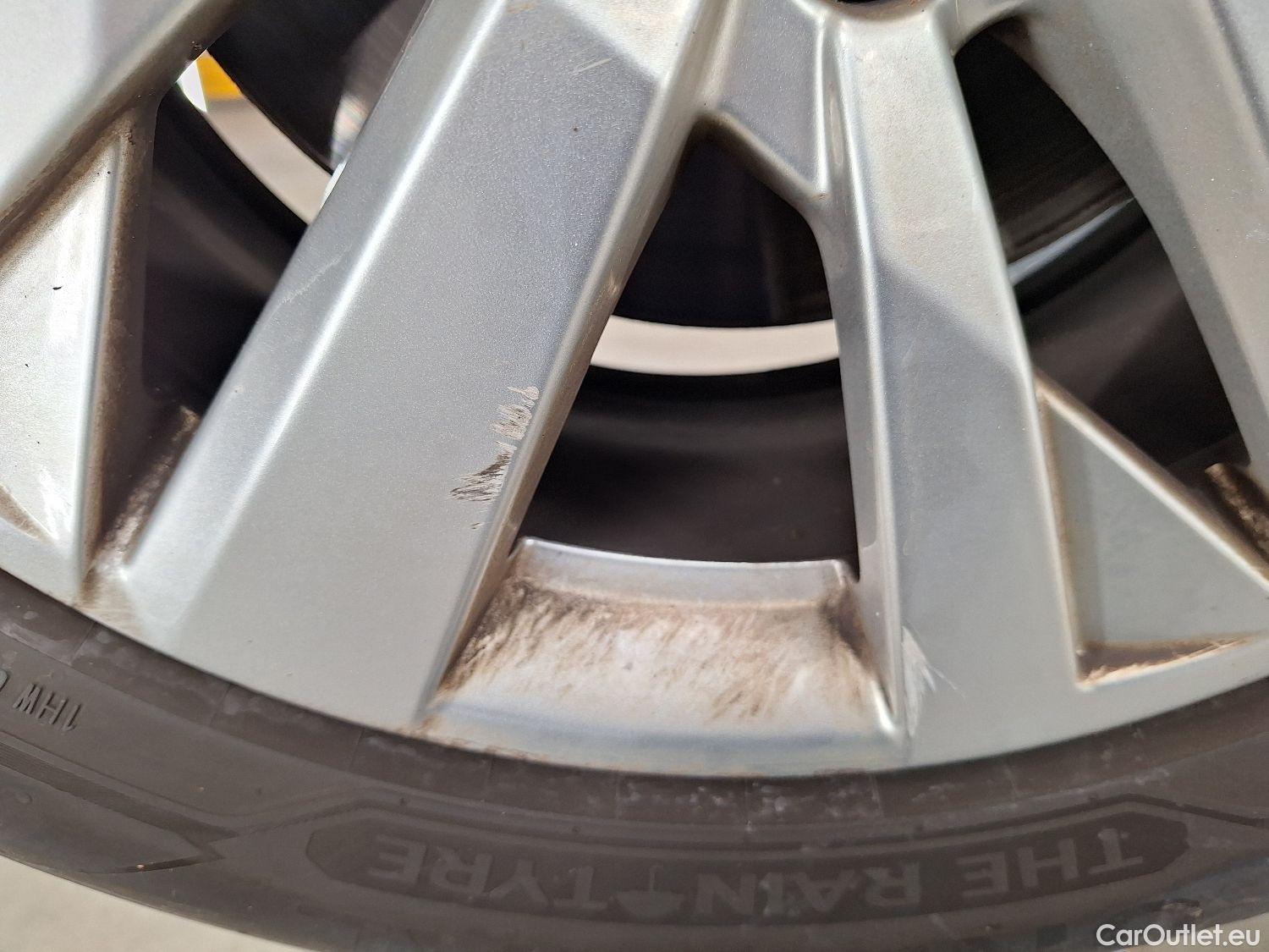  Peugeot  3008 Peugeot,  '16, Peugeot  1.5 BlueHDi 96kW S&S Active 5d #15