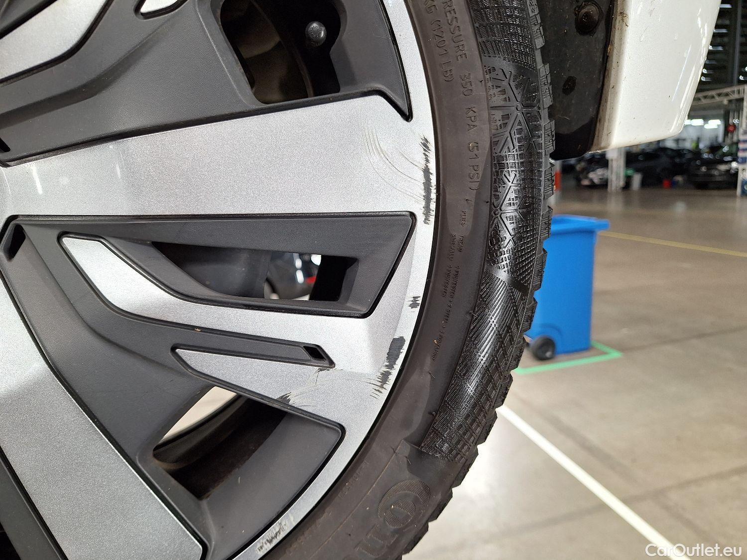  Peugeot  208 Peugeot,  '19, Peugeot  1.5 BlueHDi 100 MAN6 S&S ?6.2 Active 5 #8