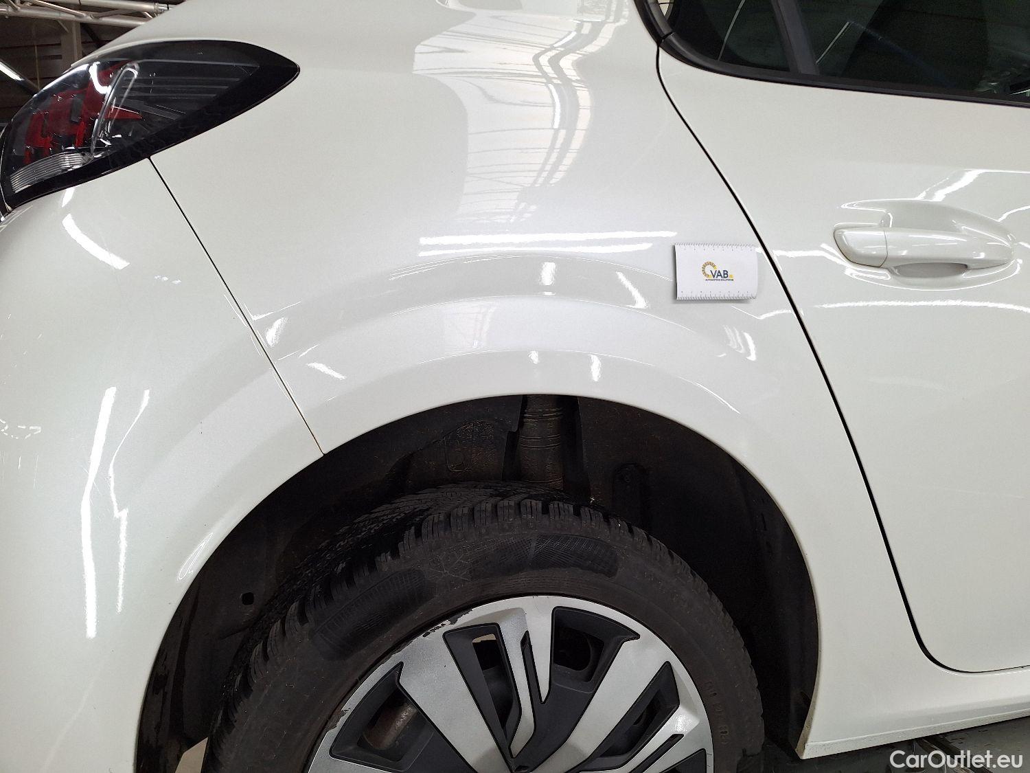  Peugeot  208 Peugeot,  '19, Peugeot  1.5 BlueHDi 100 MAN6 S&S ?6.2 Active 5 #14