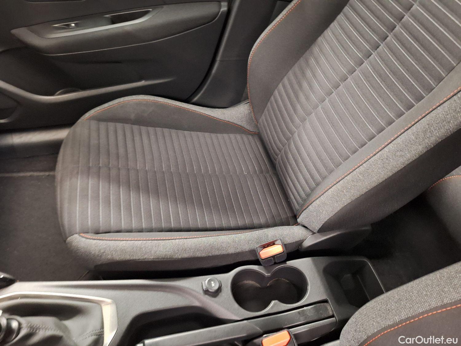  Peugeot  208 Peugeot,  '19, Peugeot  1.5 BlueHDi 100 MAN6 S&S ?6.2 Active 5 #26