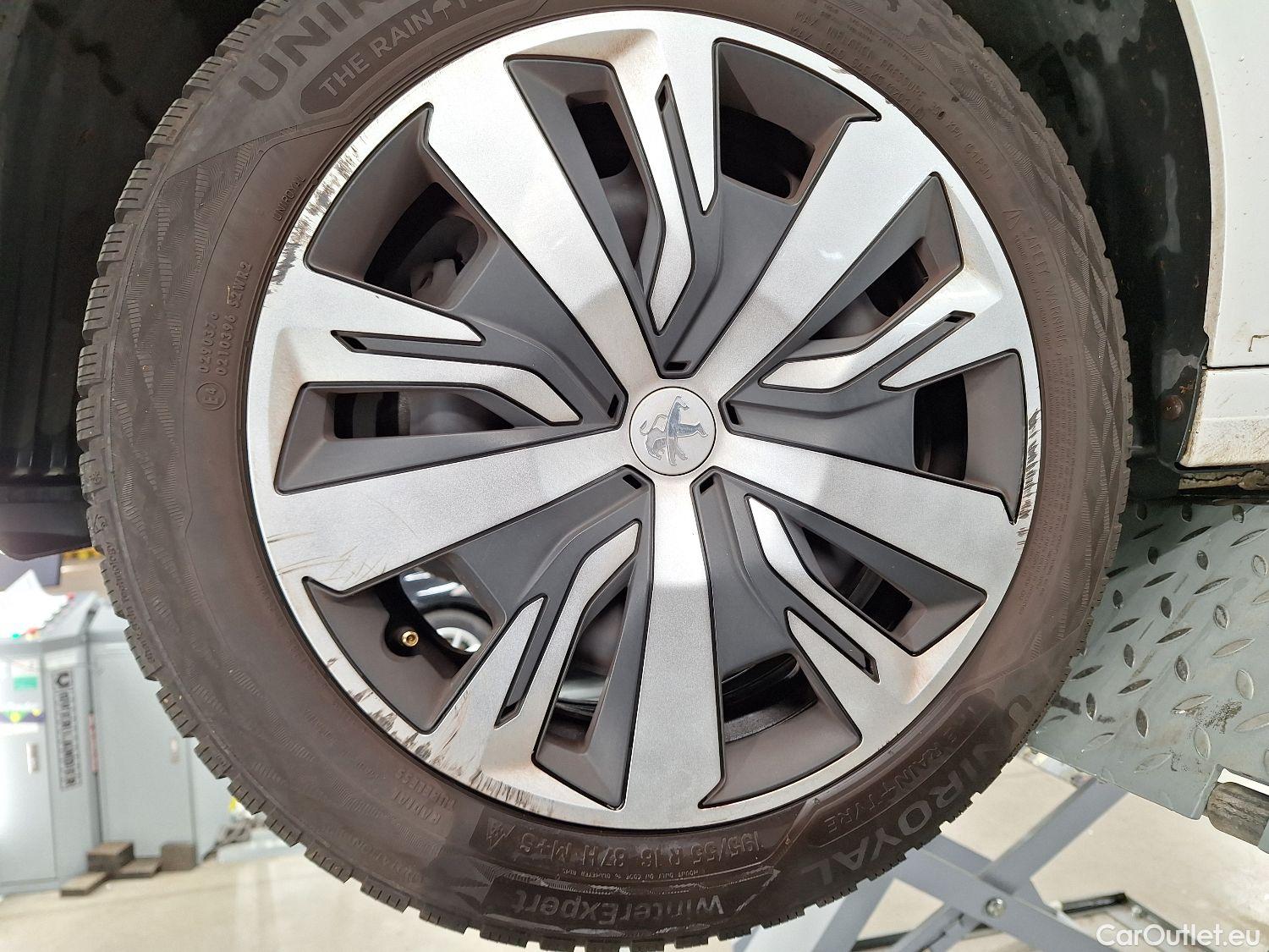  Peugeot  208 Peugeot,  '19, Peugeot  1.5 BlueHDi 100 MAN6 S&S ?6.2 Active 5 #9