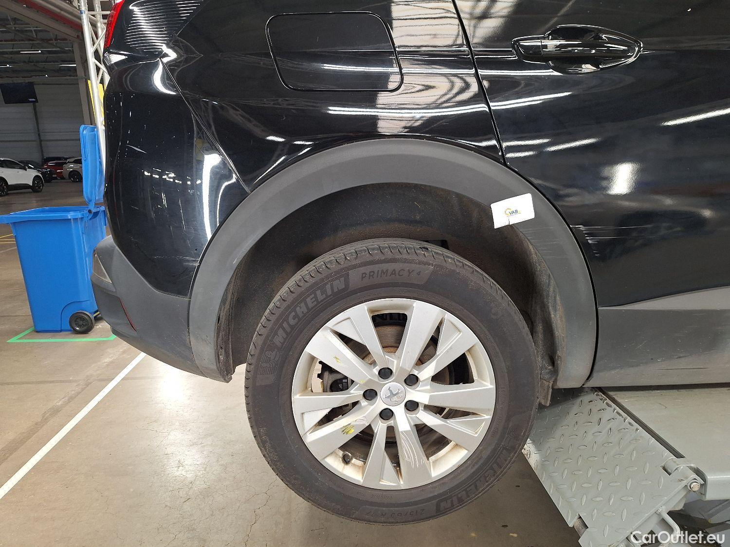  Peugeot  3008 Peugeot,  '16, Peugeot  1.5 BlueHDi 96kW S&S Active 5d #16