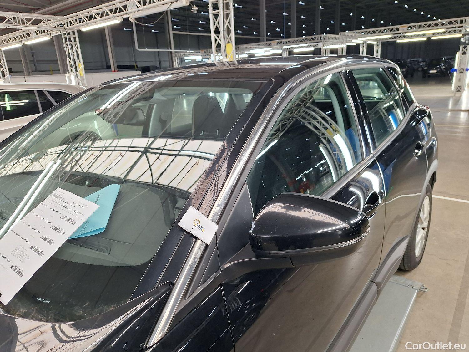  Peugeot  3008 Peugeot,  '16, Peugeot  1.5 BlueHDi 96kW S&S Active 5d #1