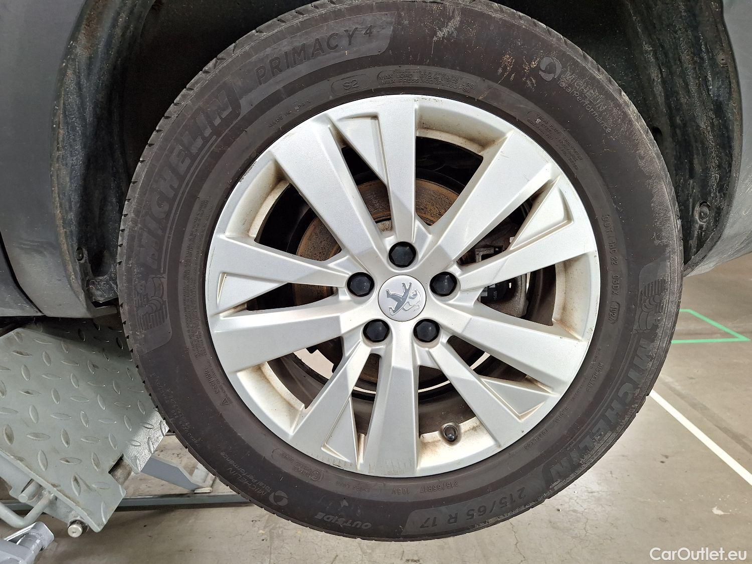  Peugeot  3008 Peugeot,  '16, Peugeot  1.5 BlueHDi 96kW S&S Active 5d #12