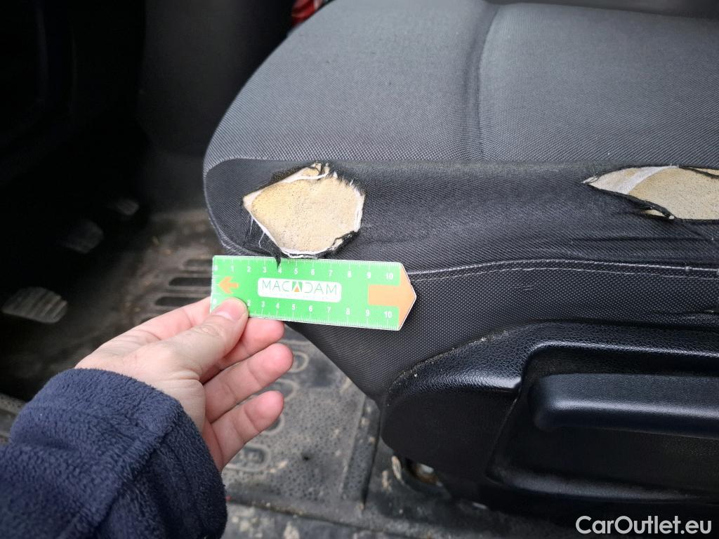  Renault  Master RENAULT  VU 4p Fourgon FG Cf Trac F3300 L2H2 dCi 130 Euro6 #41