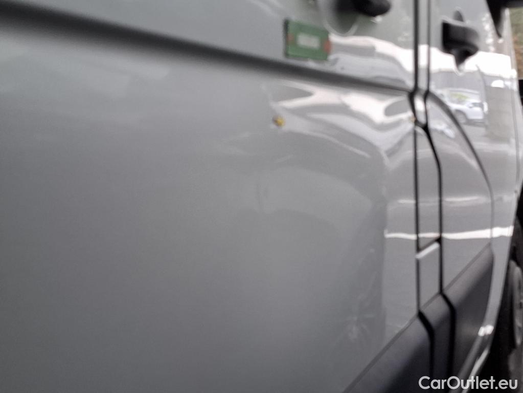  Renault  Master RENAULT  VU 4p Fourgon FG Cf Trac F3300 L2H2 dCi 130 Euro6 #24