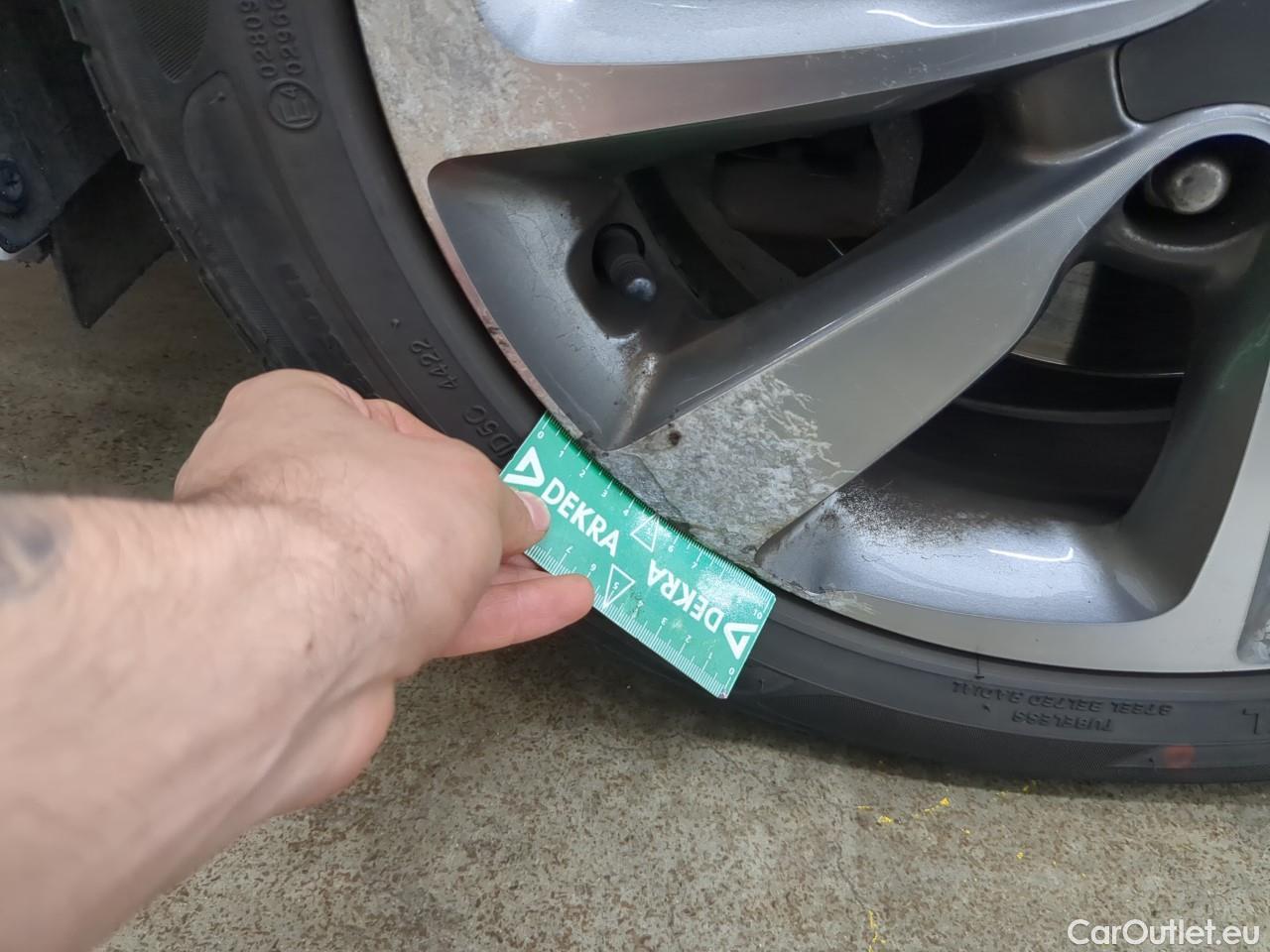  Hyundai  i20  5p Berline 1.1 CRDI 75 Edition #Navi / TRANSFO VP/VF #3