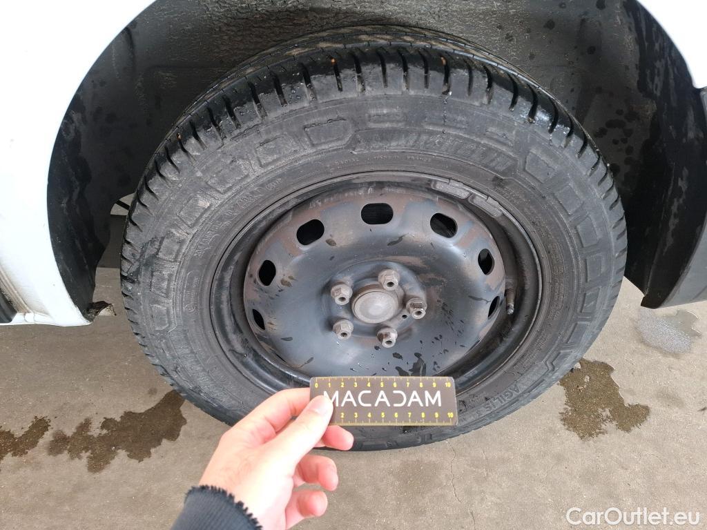  Renault  Trafic  Furgon Grand Confort L1H1 1000 1.6 dCi 125CV BVM6 E6 #32