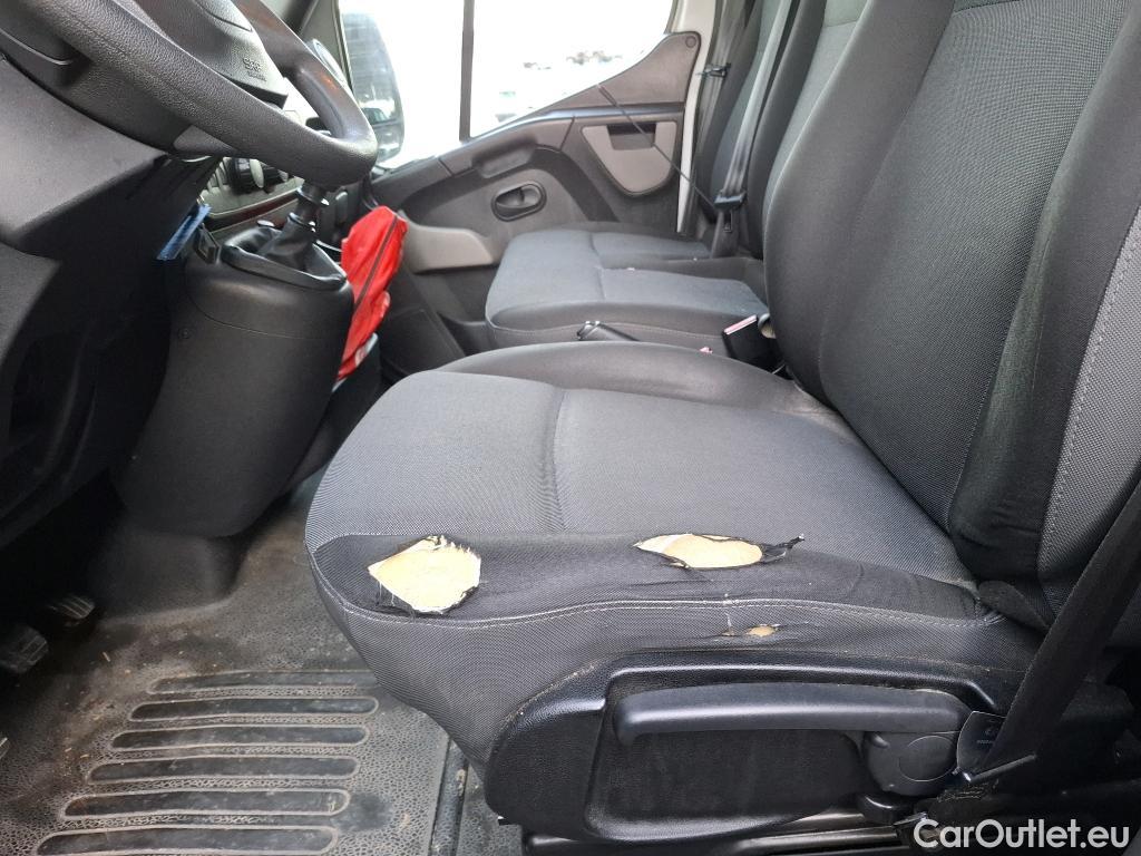  Renault  Master RENAULT  VU 4p Fourgon FG Cf Trac F3300 L2H2 dCi 130 Euro6 #38