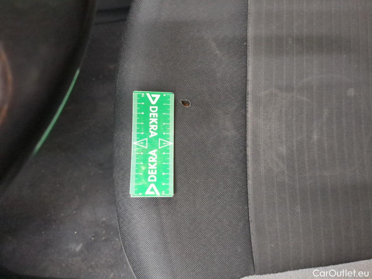  Hyundai  i20  5p Berline 1.1 CRDI 75 Edition #Navi / TRANSFO VP/VF #2