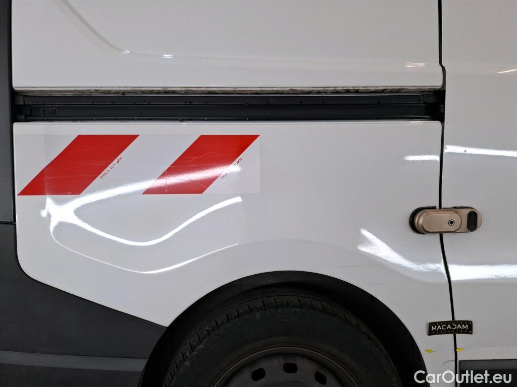  Renault  Trafic  Furgon Grand Confort L1H1 1200 1.6 dCi 125CV BVM6 E6 #6