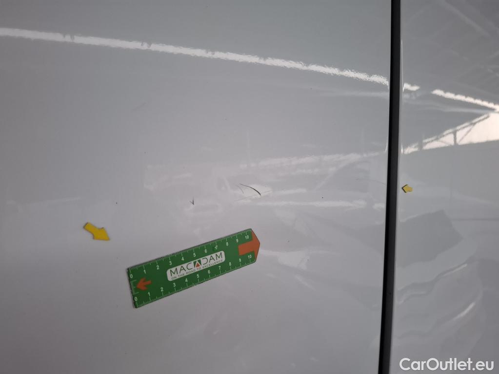  Renault  Master RENAULT  VU 4p Fourgon FG Cf Trac F3300 L2H2 dCi 130 Euro6 #50