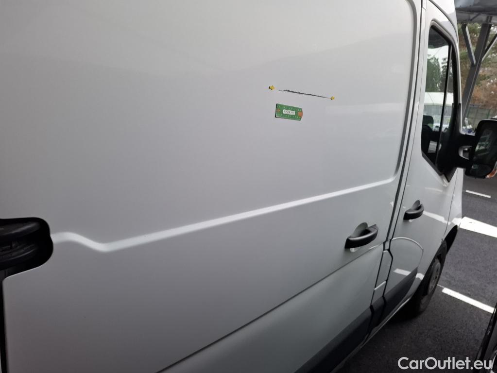  Renault  Master RENAULT  VU 4p Fourgon FG Cf Trac F3300 L2H2 dCi 130 Euro6 #25