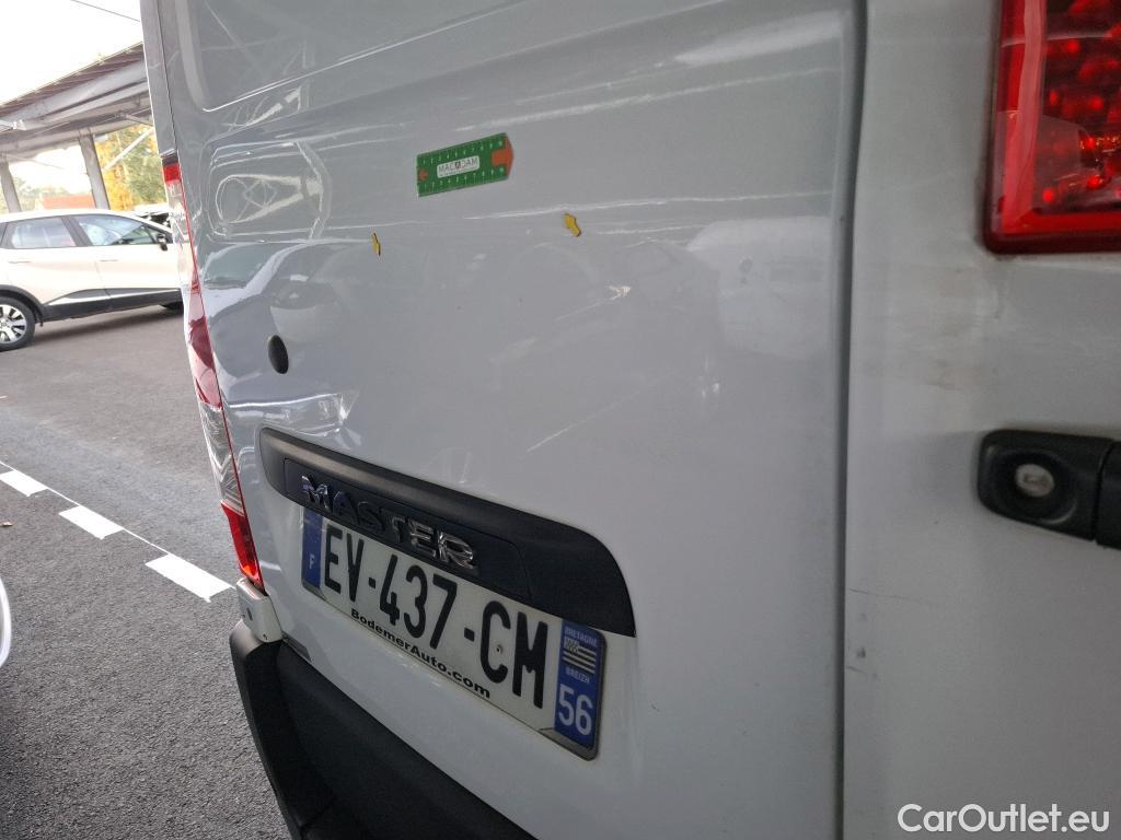  Renault  Master RENAULT  VU 4p Fourgon FG Cf Trac F3300 L2H2 dCi 130 Euro6 #46