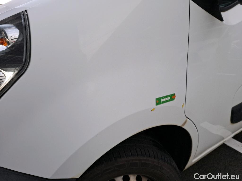  Renault  Master RENAULT  VU 4p Fourgon FG Cf Trac F3300 L2H2 dCi 130 Euro6 #68