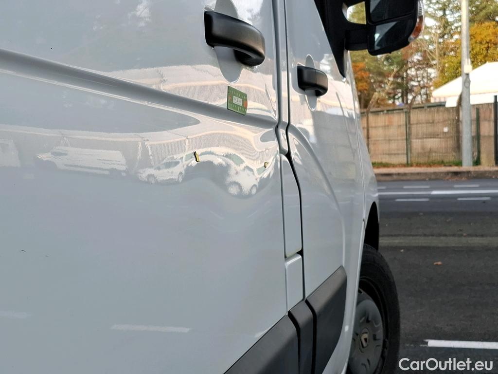  Renault  Master RENAULT  VU 4p Fourgon FG Cf Trac F3300 L2H2 dCi 130 Euro6 #19