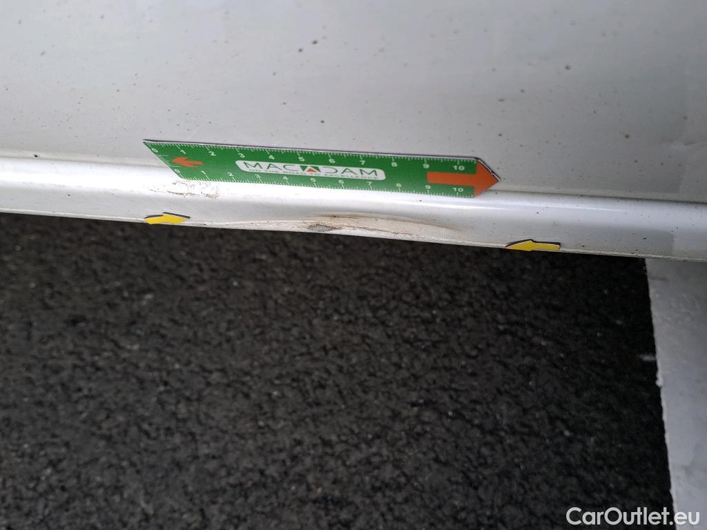  Renault  Master RENAULT  VU 4p Fourgon FG Cf Trac F3300 L2H2 dCi 130 Euro6 #63