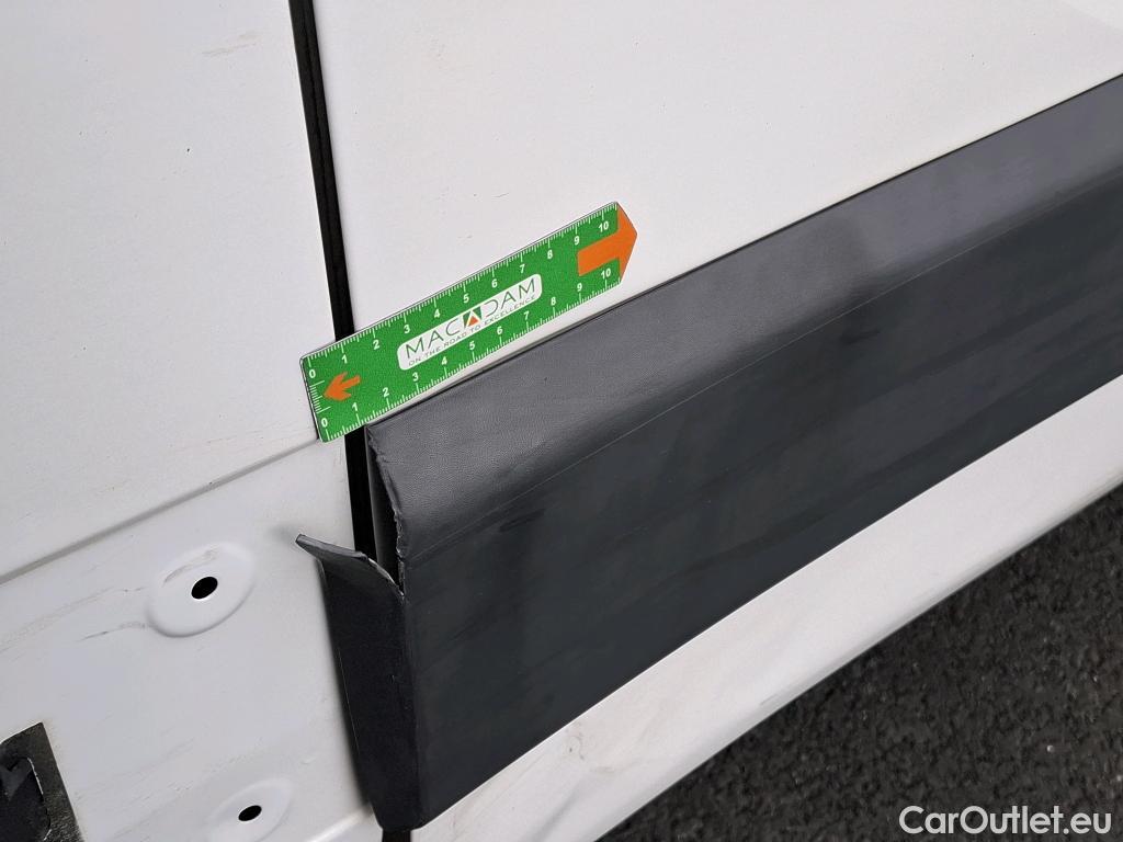  Renault  Master RENAULT  VU 4p Fourgon FG Cf Trac F3300 L2H2 dCi 130 Euro6 #65