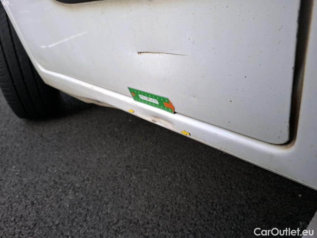  Renault  Master RENAULT  VU 4p Fourgon FG Cf Trac F3300 L2H2 dCi 130 Euro6 #60