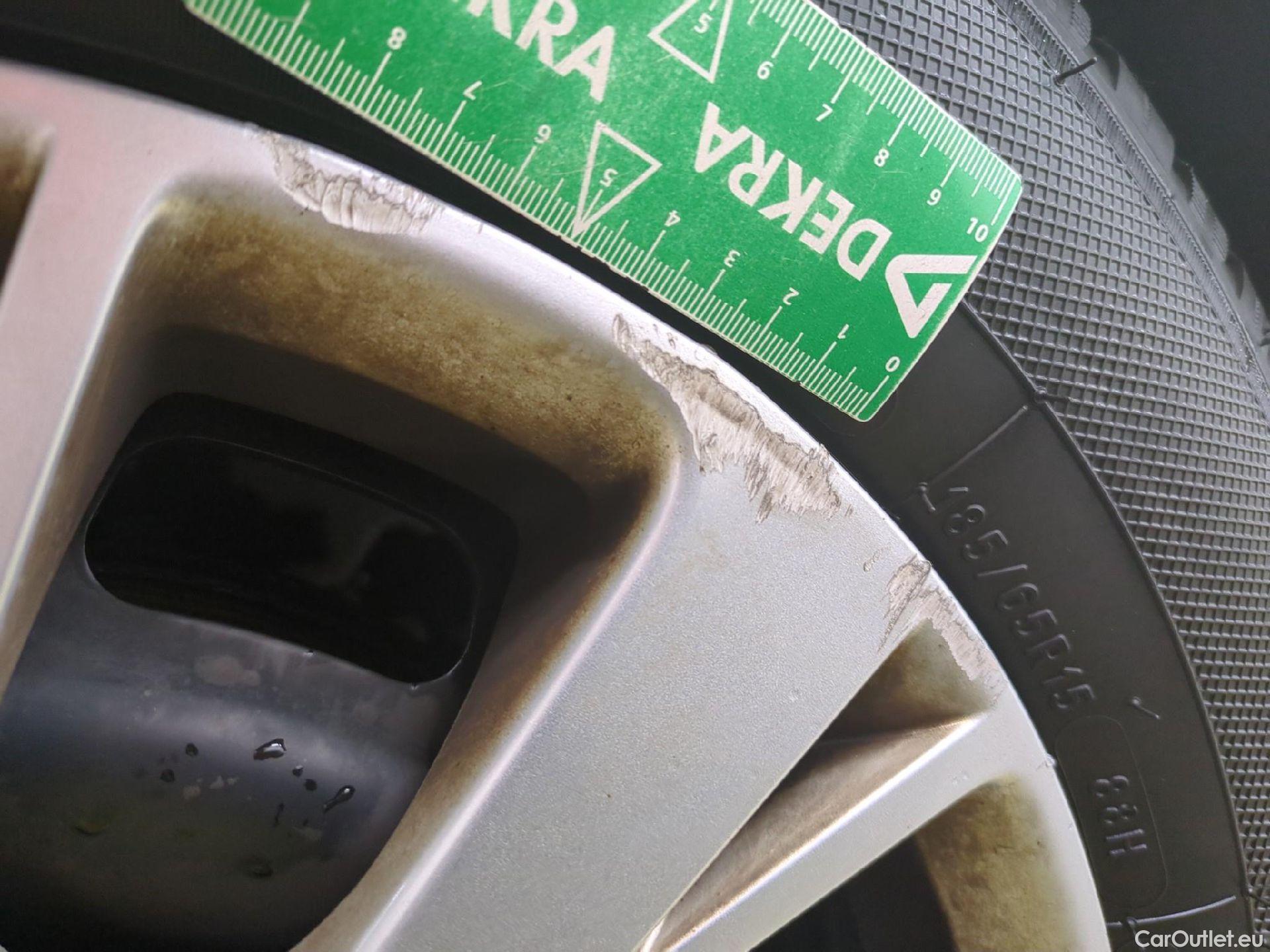  Peugeot  208  Affaire Premium Pack 1.5 HDi 100CV BVM5 E6dT #3