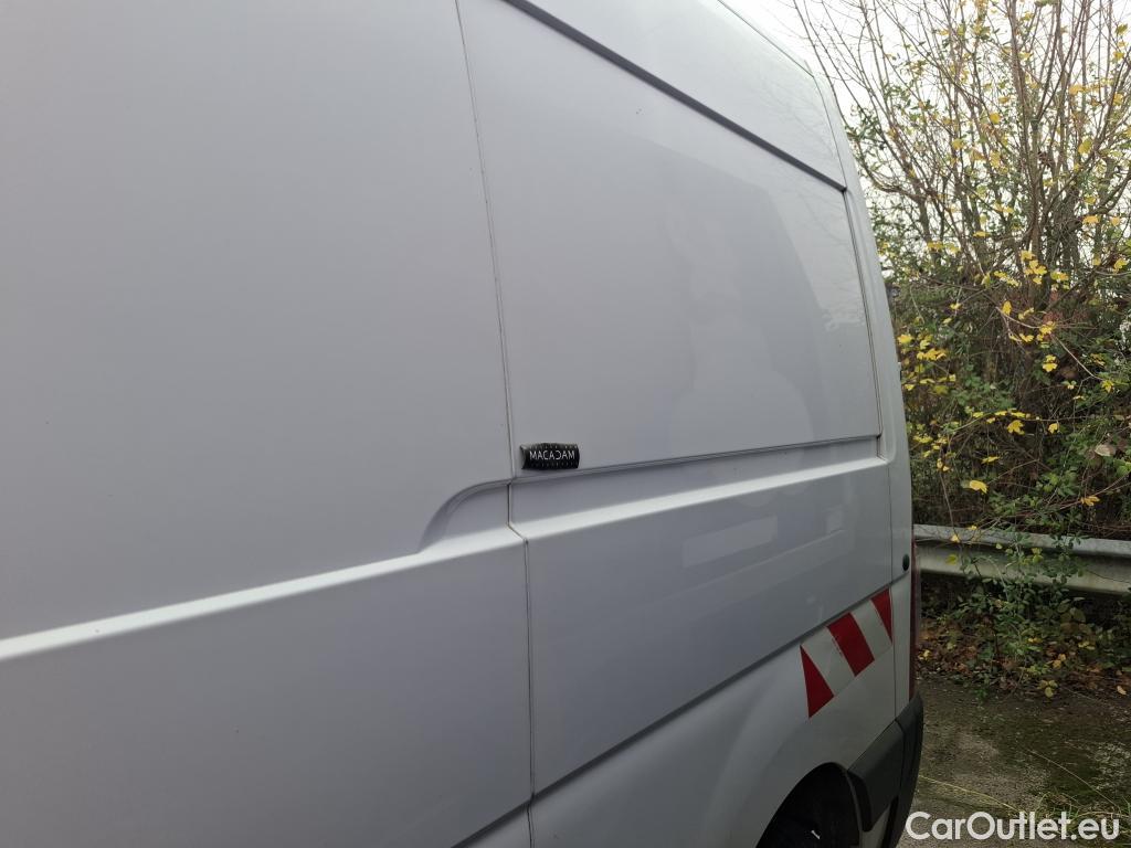  Renault  Master RENAULT  VU 4p Fourgon FG GCf Trac F3500 L2H2 Energy dCi 145 E6 #48