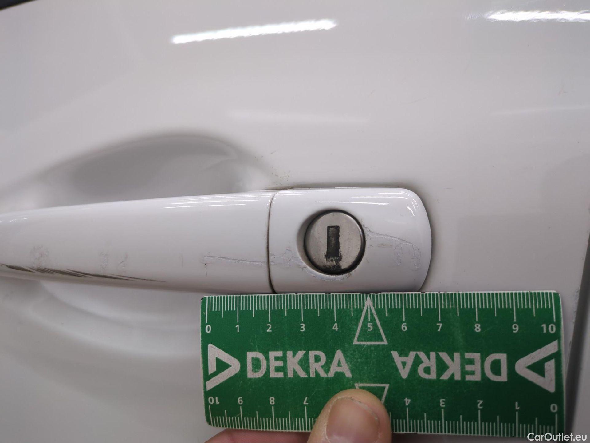  Peugeot  208  Affaire Premium Pack 1.5 HDi 100CV BVM5 E6dT #36