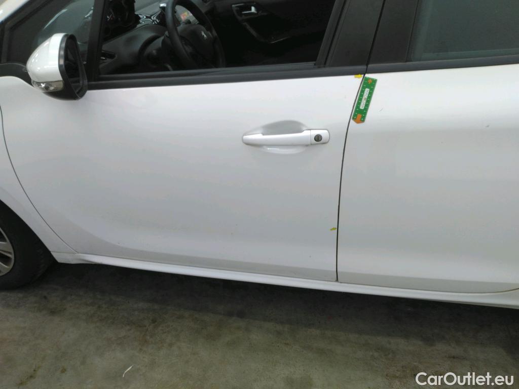  Peugeot  208  Affaire Premium Pack 1.5 HDi 100CV BVM5 E6dT #10