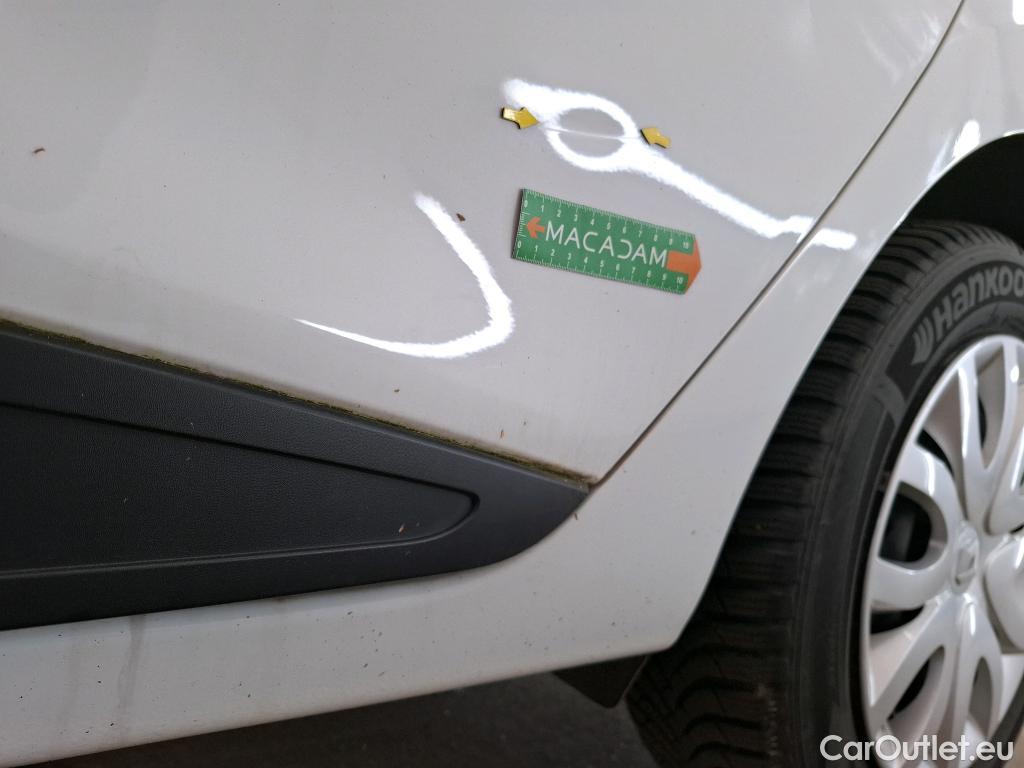  Renault  Clio  IV Air MediaNav 1.5 dCi 75CV BVM5 E6 #4