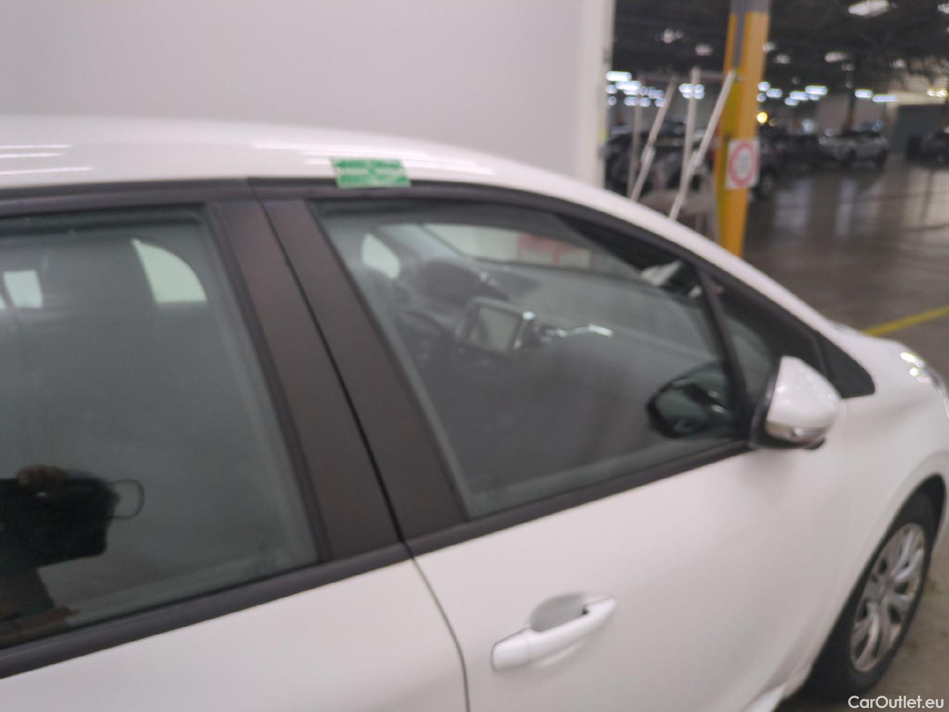  Peugeot  208  Affaire Premium Pack 1.5 HDi 100CV BVM5 E6dT #52