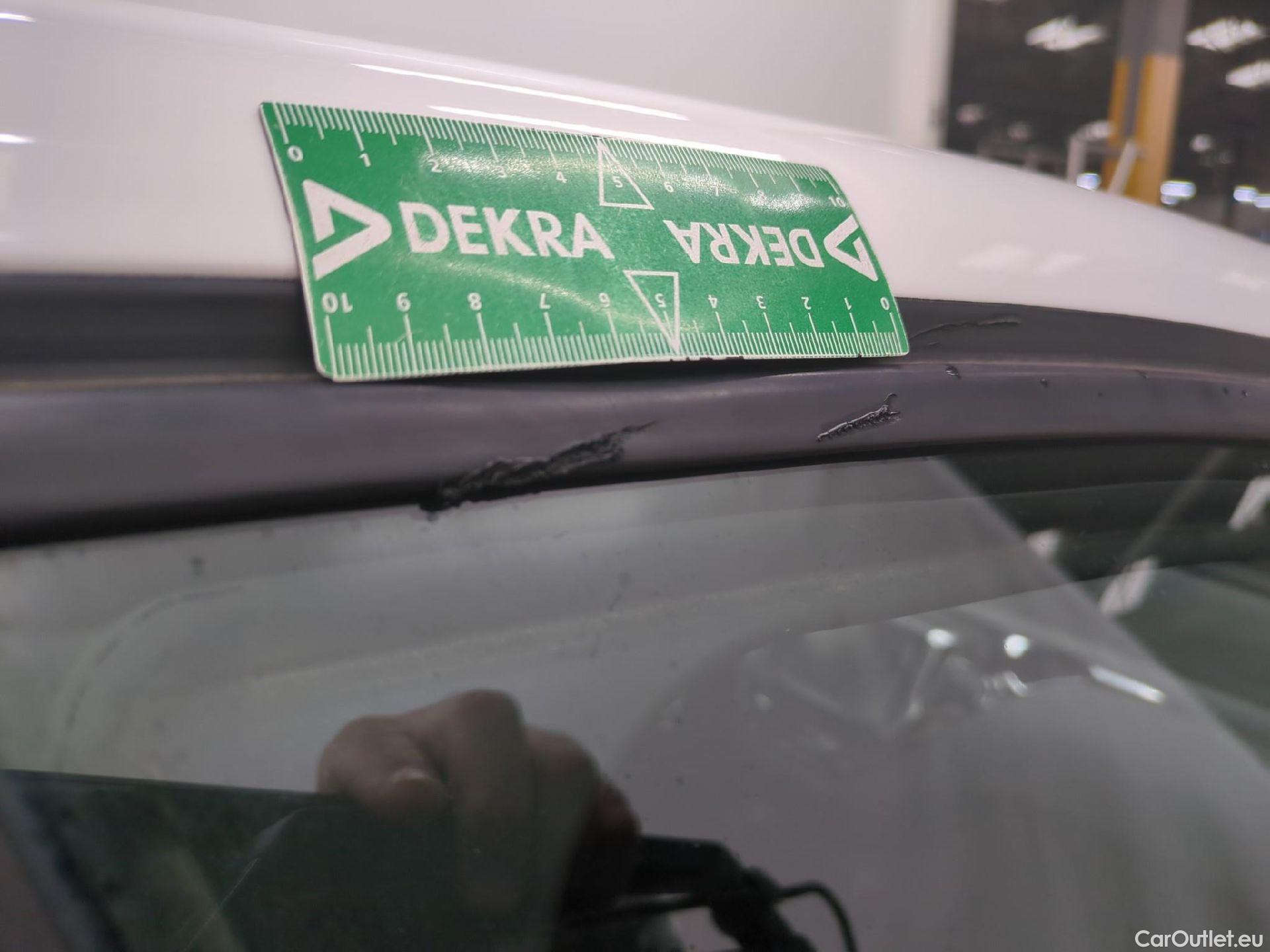  Peugeot  208  Affaire Premium Pack 1.5 HDi 100CV BVM5 E6dT #51