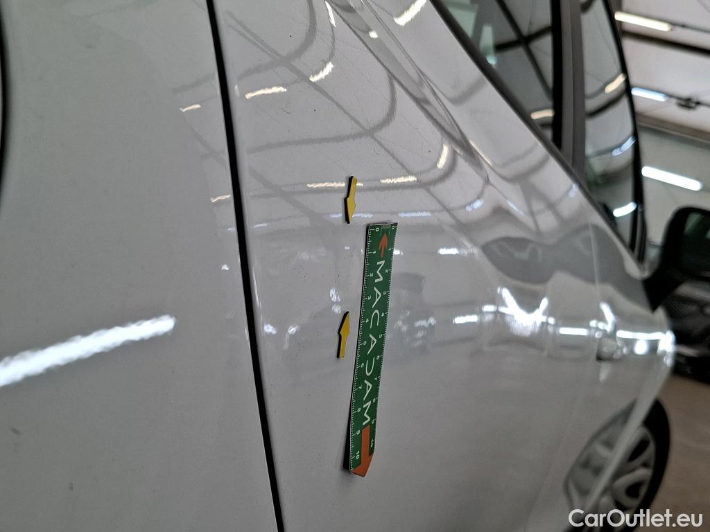  Renault  Clio  IV Air MediaNav 1.5 dCi 75CV BVM5 E6 #12