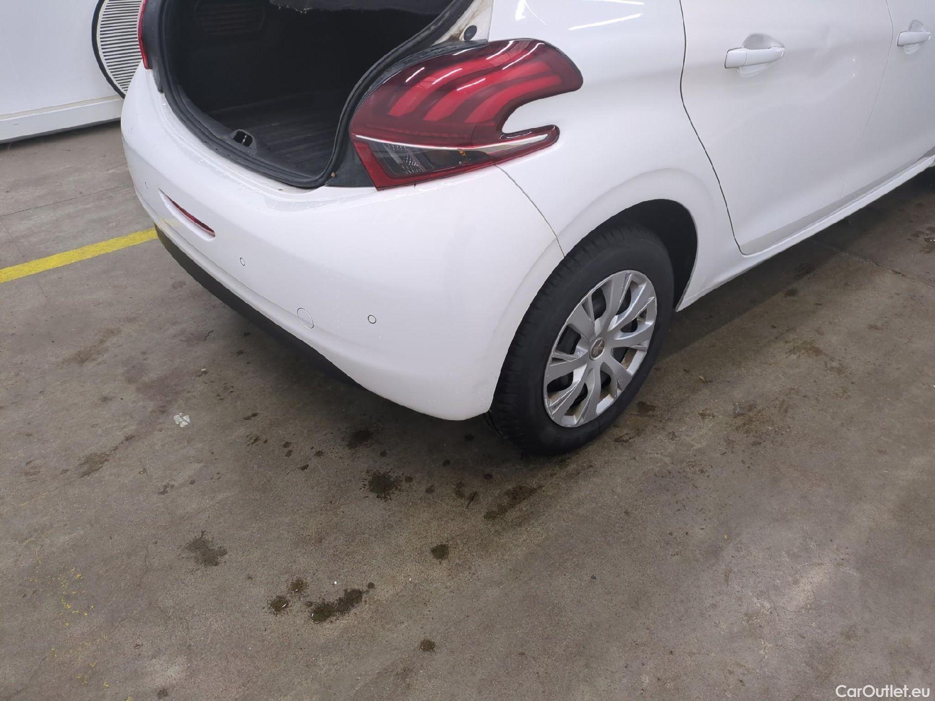  Peugeot  208  Affaire Premium Pack 1.5 HDi 100CV BVM5 E6dT #40