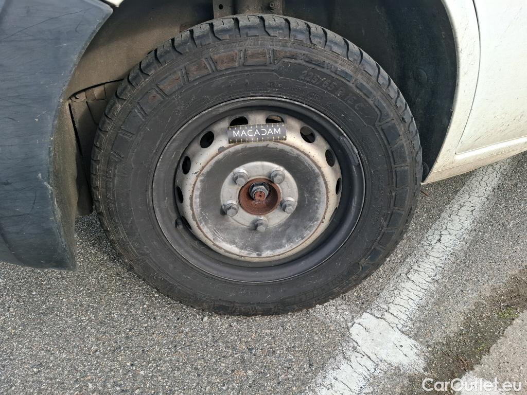  Renault  Master RENAULT  VU 4p Fourgon FG GCf Trac F3500 L2H2 Energy dCi 145 E6 #36