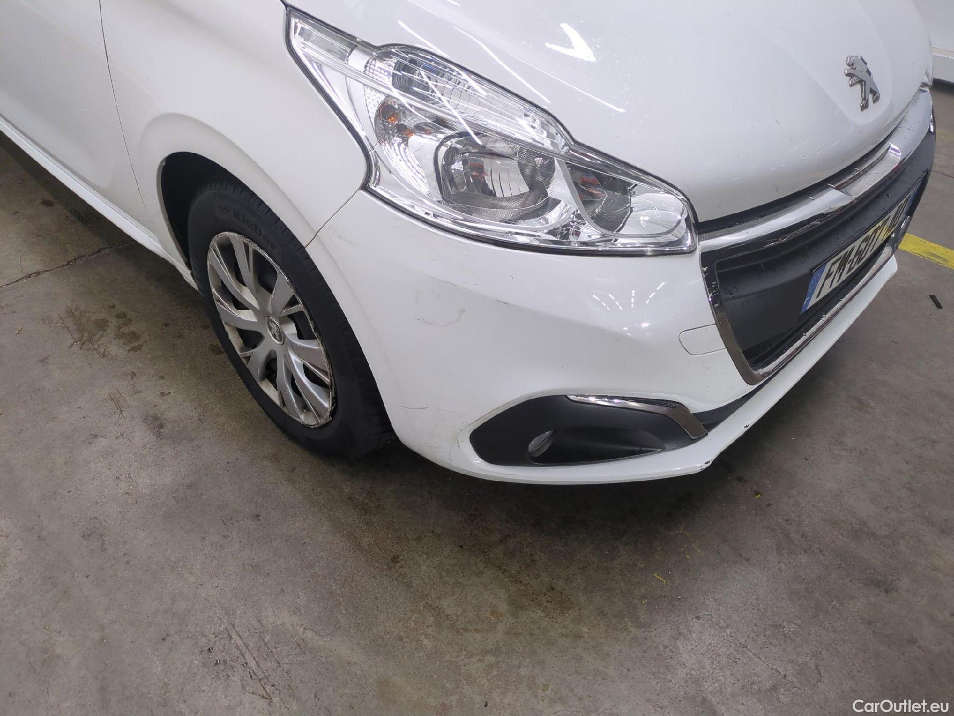  Peugeot  208  Affaire Premium Pack 1.5 HDi 100CV BVM5 E6dT #17