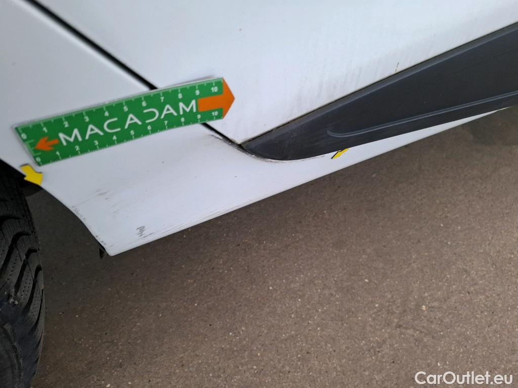  Renault  Clio  IV Air MediaNav 1.5 dCi 75CV BVM5 E6 #6