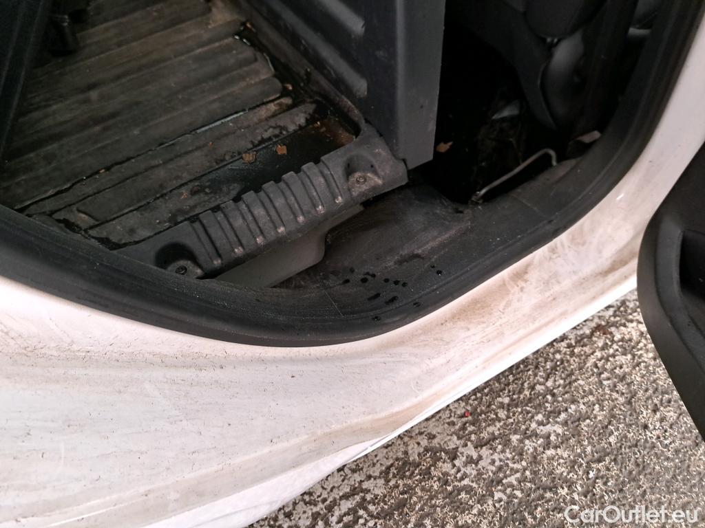  Peugeot  208  Affaire Pro 1.6 HDi 75CV BVM5 E6 #24