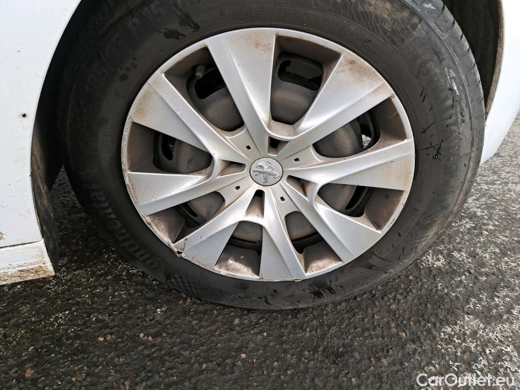  Peugeot  208  Affaire Pro 1.6 HDi 75CV BVM5 E6 #37