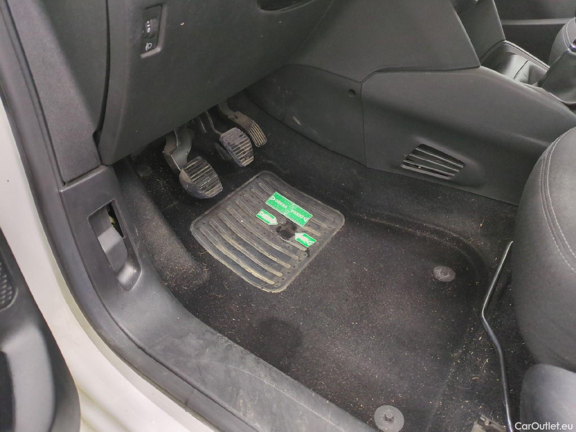  Peugeot  208  Affaire Premium Pack 1.5 HDi 100CV BVM5 E6dT #8