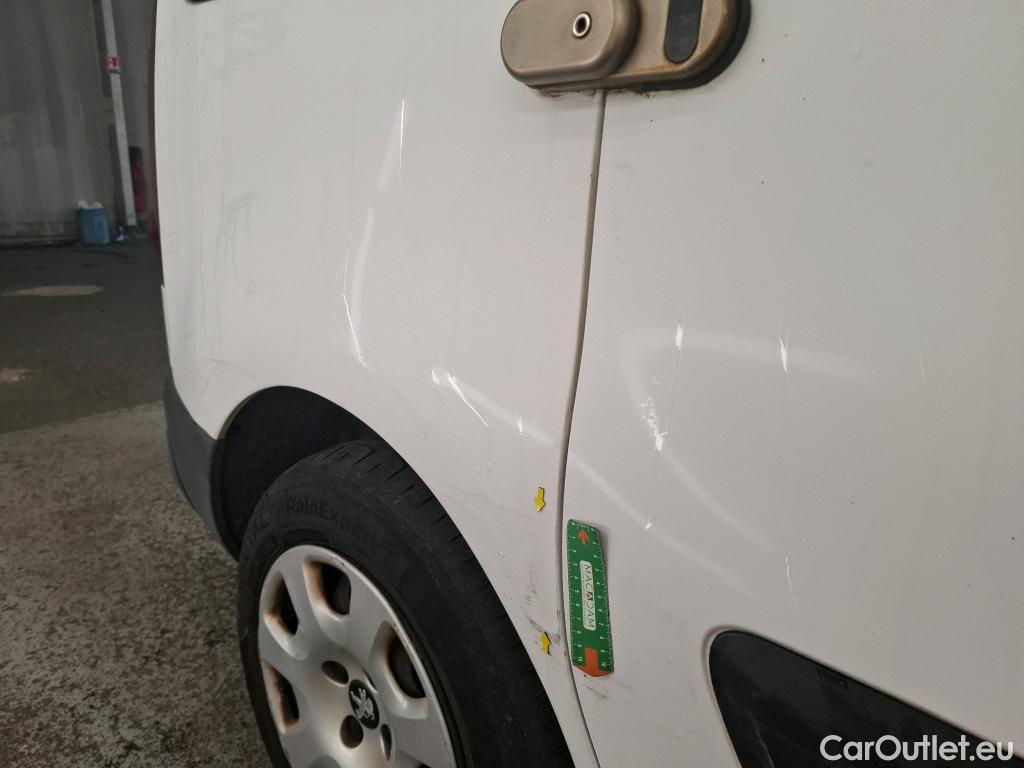  Peugeot  Partner  L1 Premium Pack 1.6 HDi 100CV BVM5 E6 #1