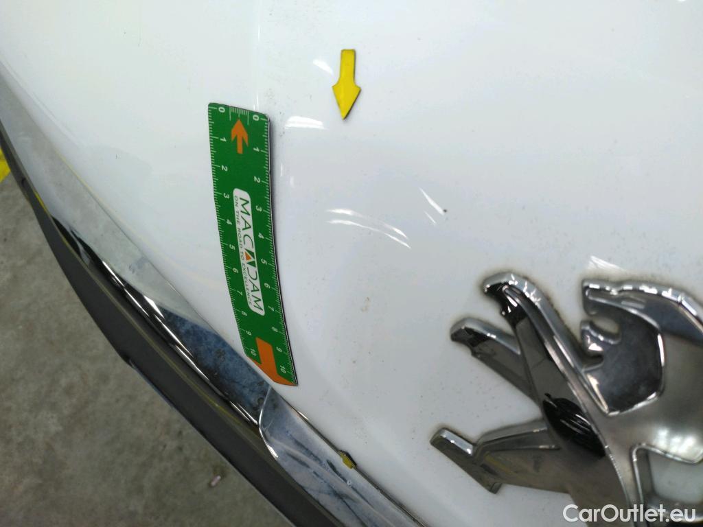  Peugeot  208  Affaire Premium Pack 1.5 HDi 100CV BVM5 E6dT #3