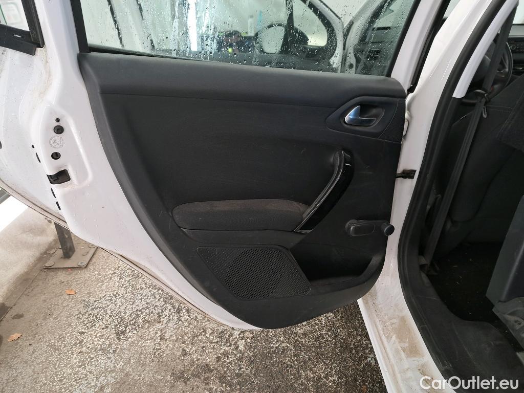  Peugeot  208  Affaire Pro 1.6 HDi 75CV BVM5 E6 #22