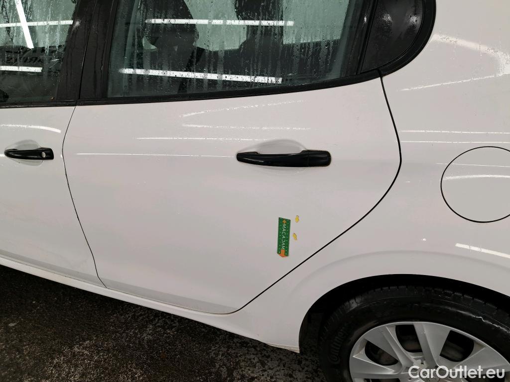  Peugeot  208  Affaire Pro 1.6 HDi 75CV BVM5 E6 #31