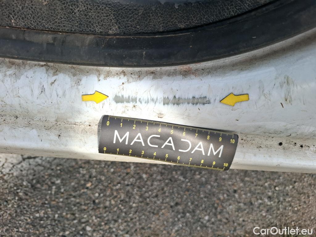  Renault  Master RENAULT  VU 4p Fourgon FG GCf Trac F3500 L2H2 Energy dCi 145 E6 #42